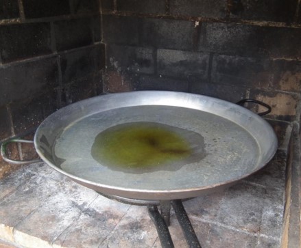 1. - Calentando el aceite