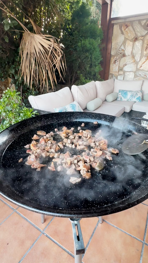 7.- Sofreimos carnes y níscalos