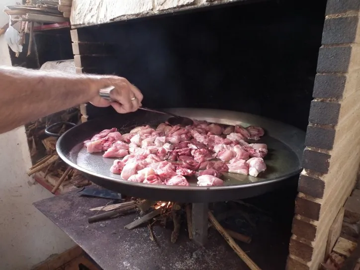 2.- Sofriendo el pollo