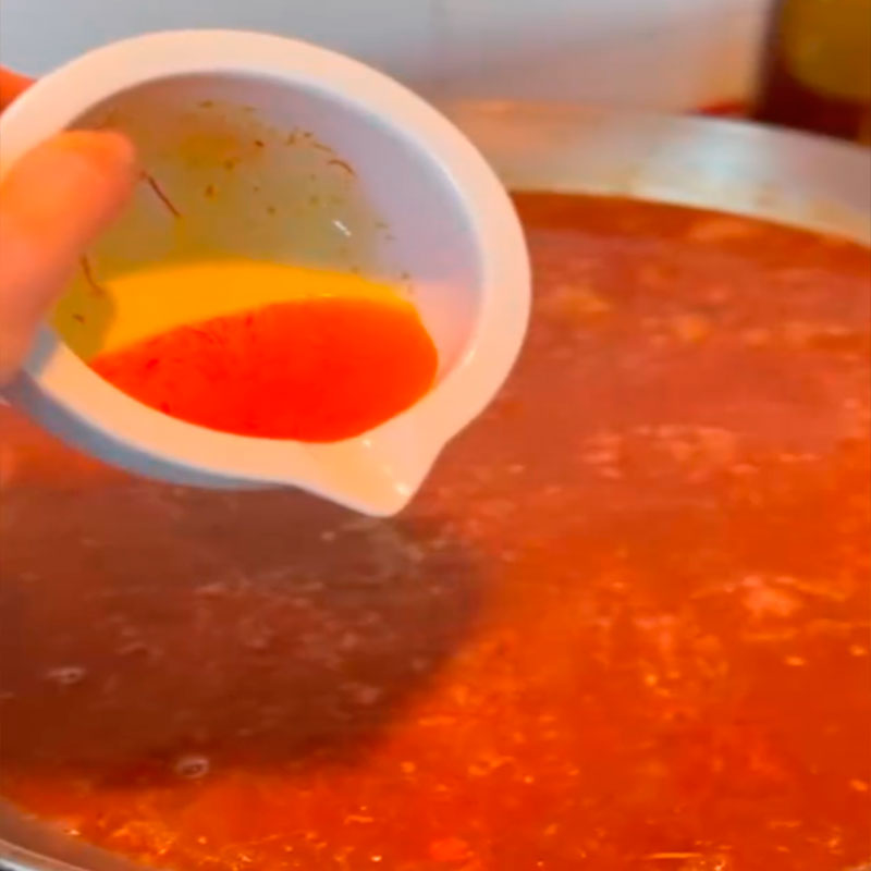 8.- Añadir el arroz y la infusión