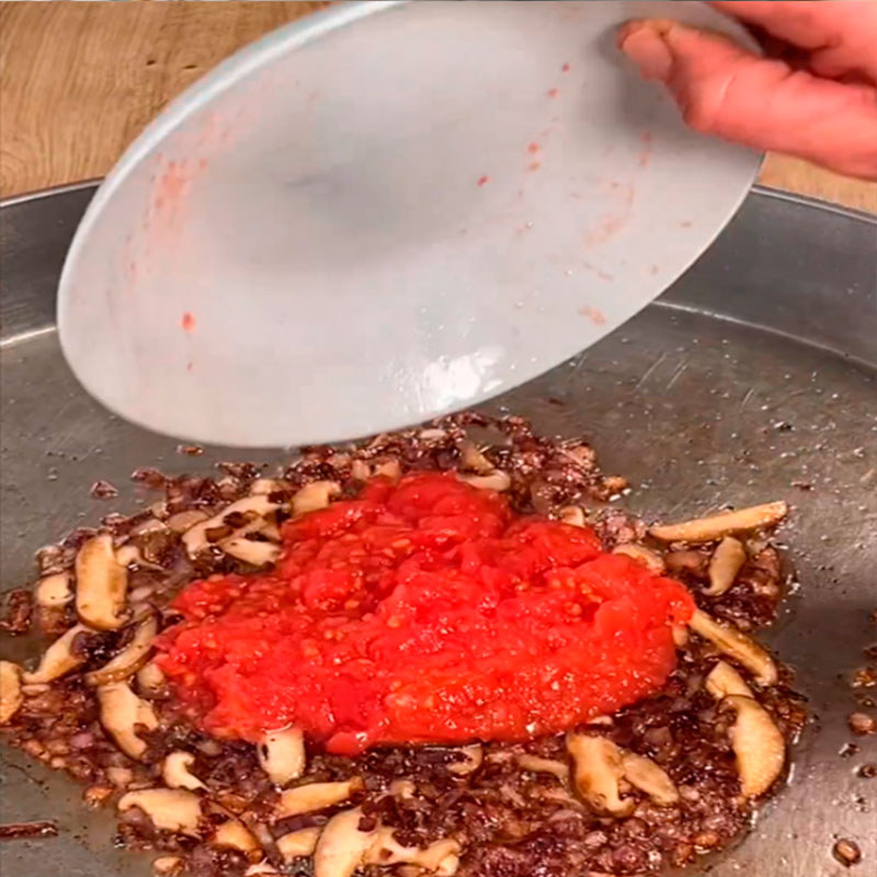 8.- Pochamos el tomate