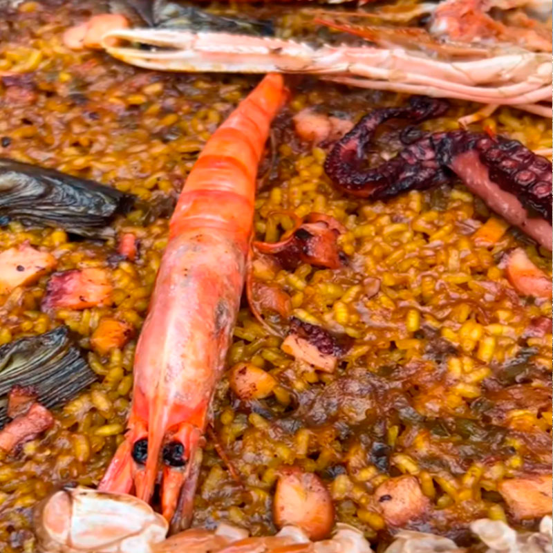 Receta de _comeydisfruta_: Arroz con pulpo y alcachofas