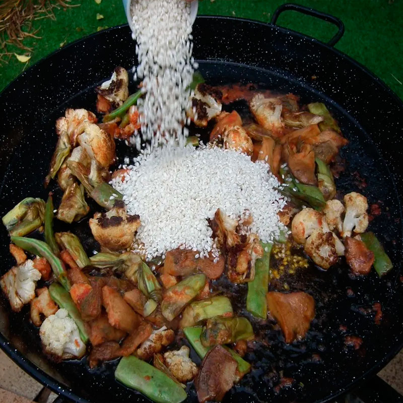 3.- Añadir el arroz