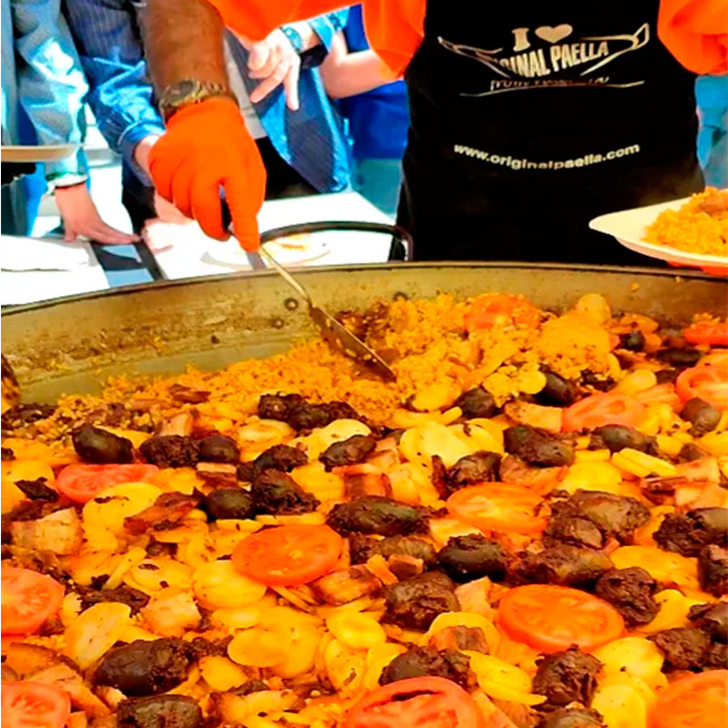 8.- Colocar todo el marisco