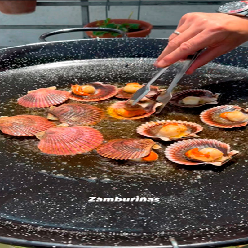 1.- Sofreír las zamburiñas