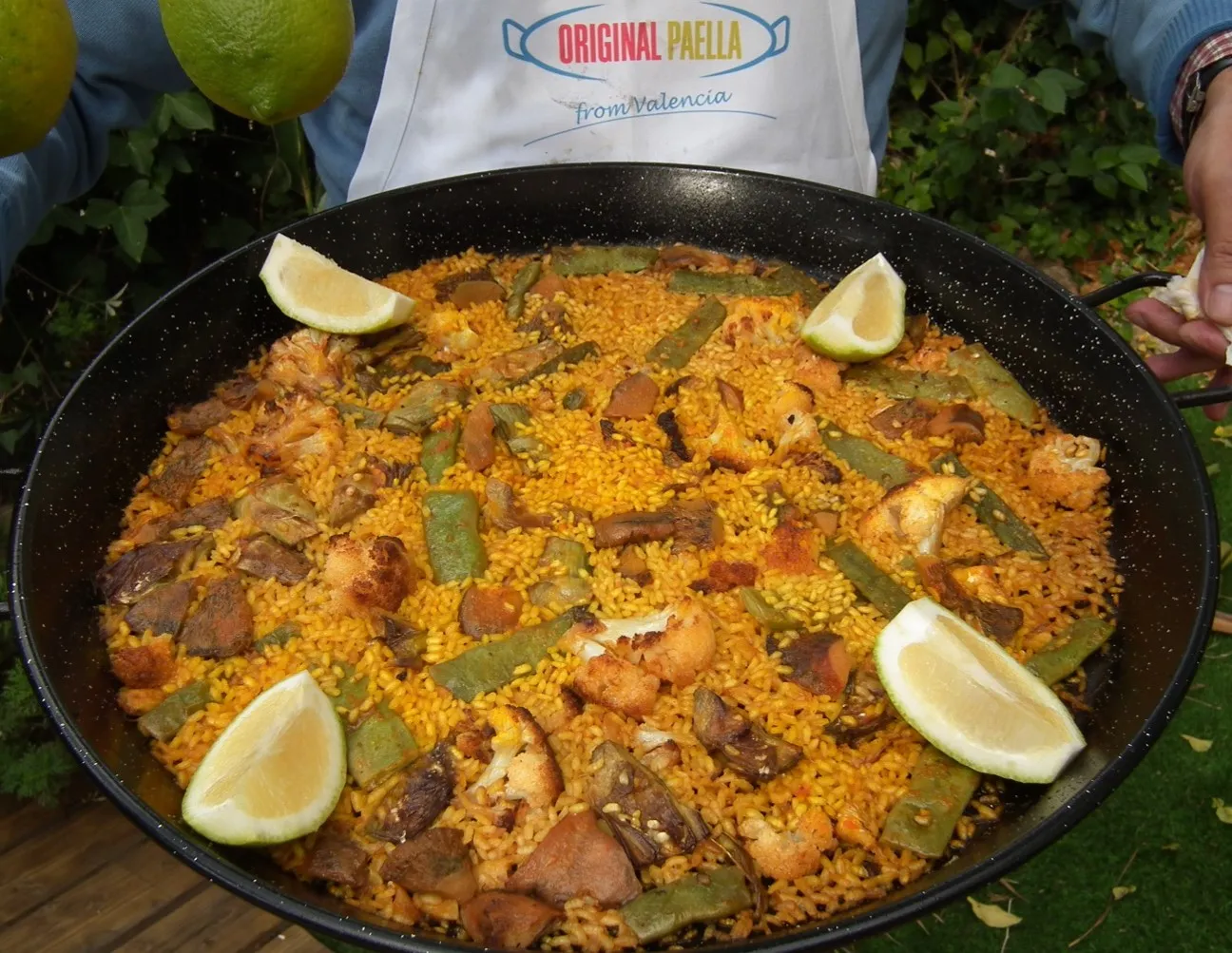 Arroz con col,bacalao y rebollones