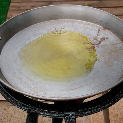 1.- Calentar aceite
