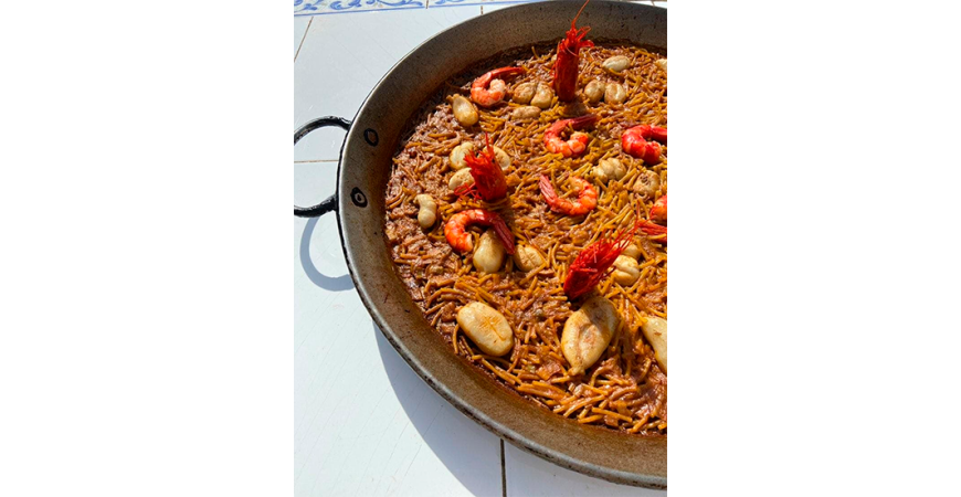 Receta de @cooking_jorge: Fideuá de huevas de sepia y carabineros