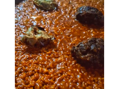 Receta de @virycheff: Arroz de carrillera y flor de alcachofa con reducción de teriyaki