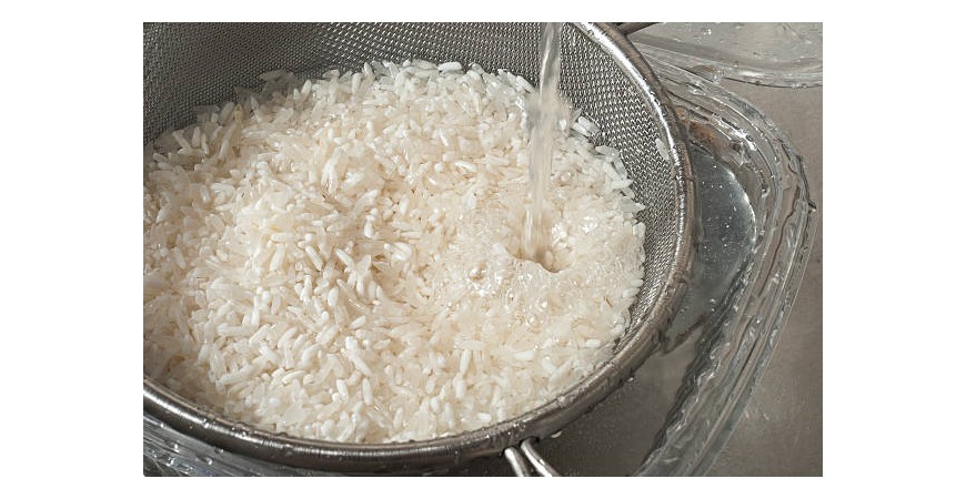 ¿Debería de lavar el arroz para mi paella?